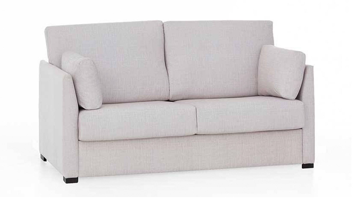Sofá cama elegante y funcional con colchón HR de alta densidad, apertura fácil sin mover almohadones, ideal para aprovechar al máximo espacios reducidos. Diseño con perspectiva.
