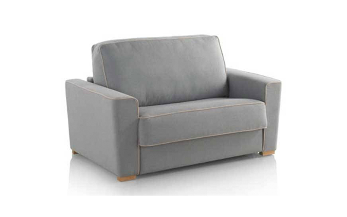 Sofá cama compacto con colchón viscoelástico o de muelles, diseño actual y respaldo confortable. Diseño con perspectiva.